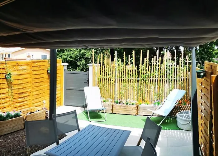STUDIO MEZZANINE 2/3 Personnes