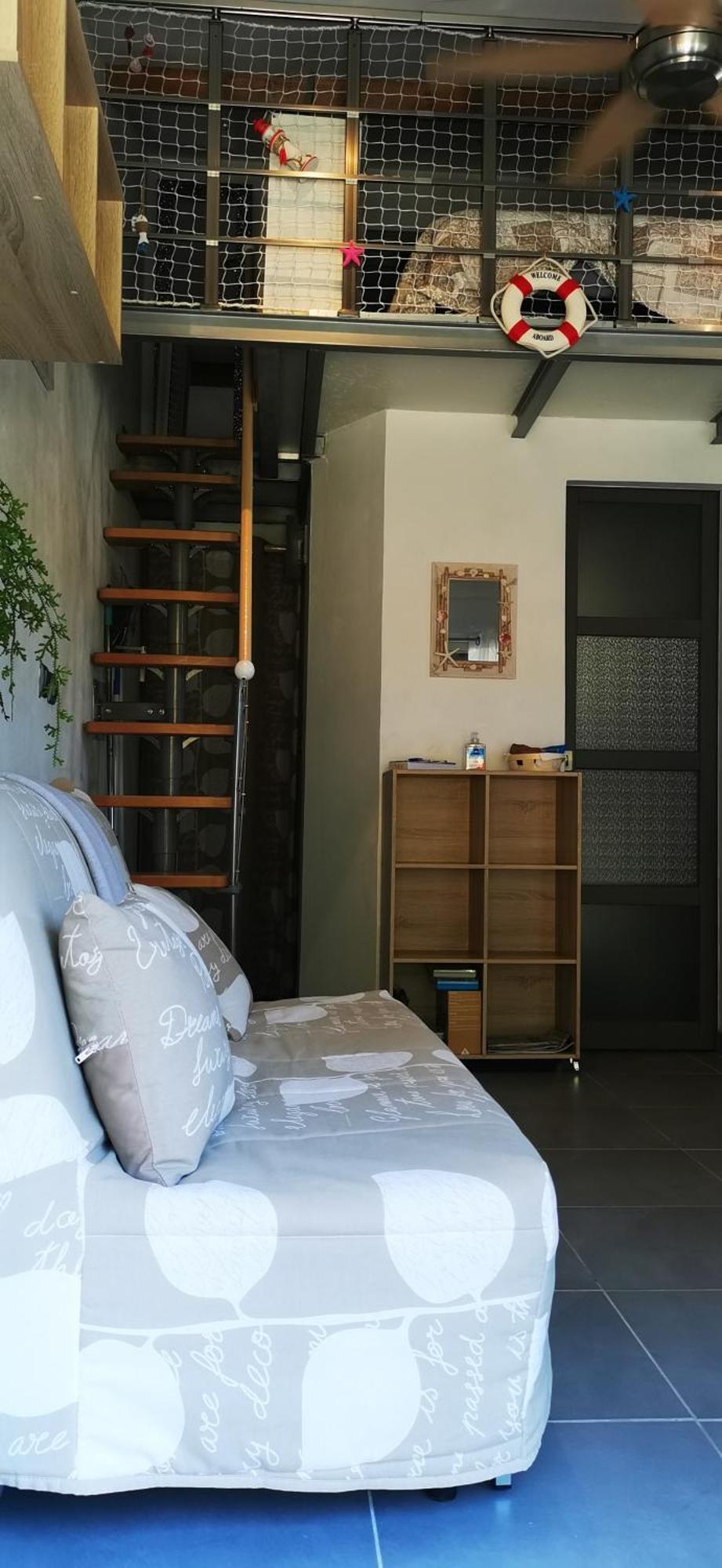 Mezzanine 2/3 Personnes *